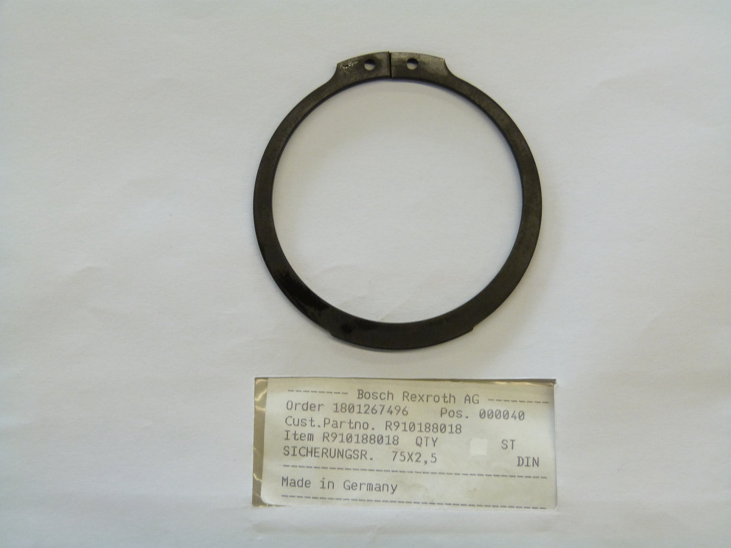 Image 1 of RETAINING RING