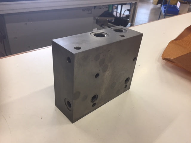 Image 3 of CONTROL VALVE BASE PLATE 2x NG10