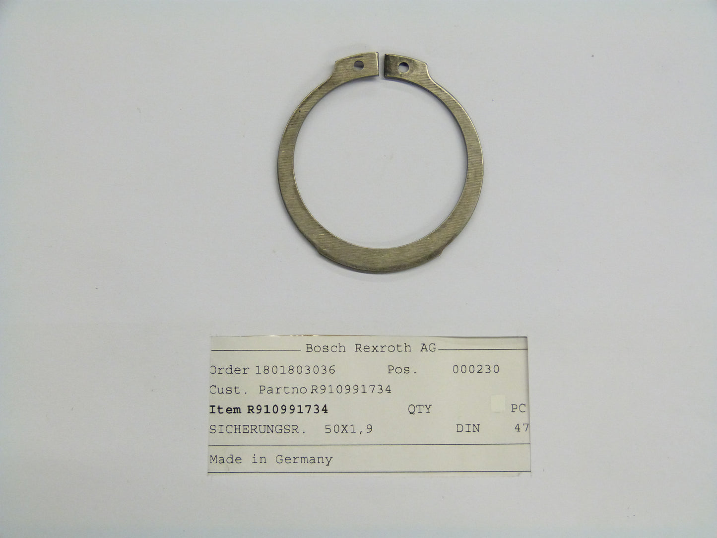 Image 1 of RETAINING RING