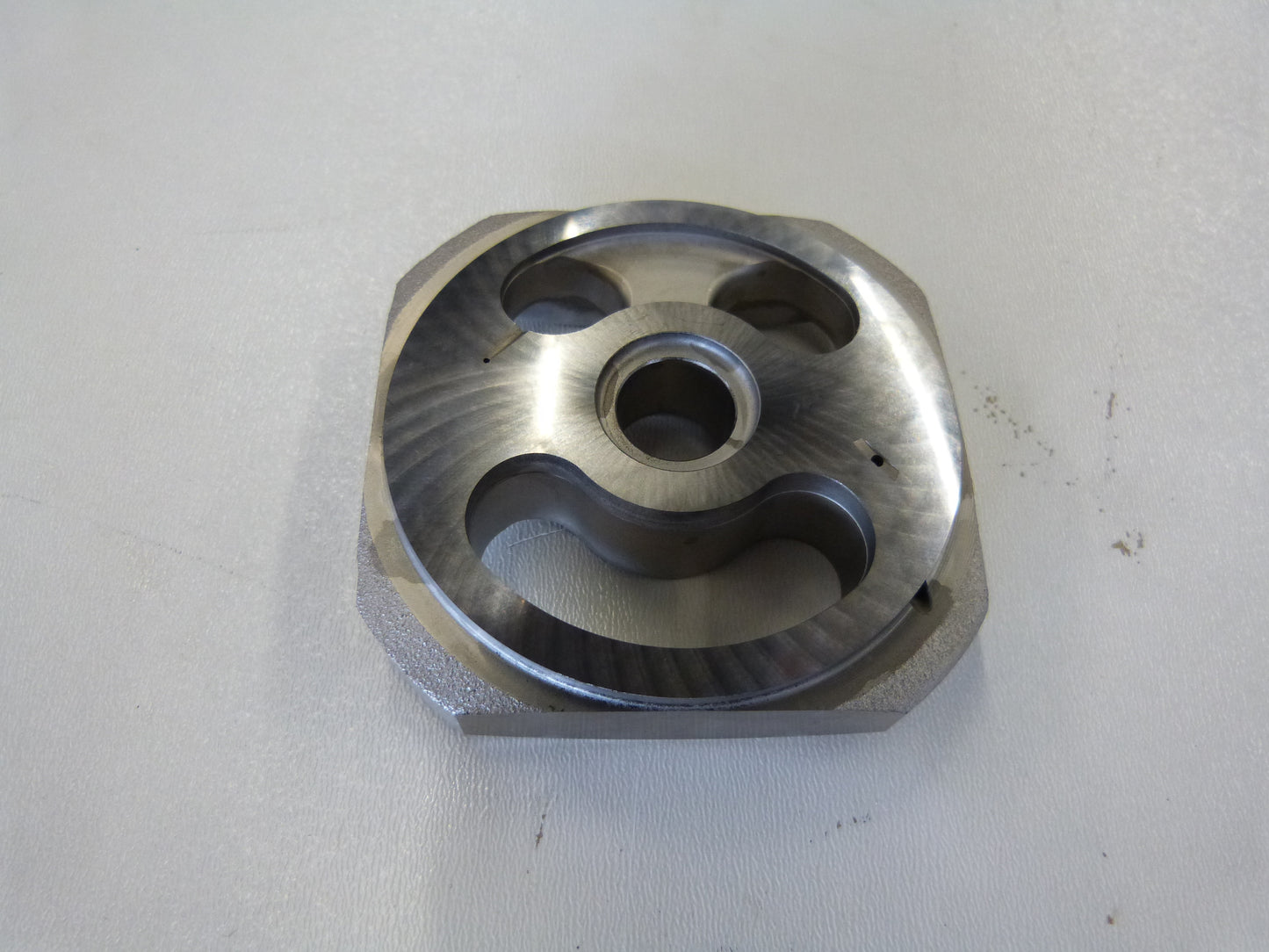 Image 1 of PORTPLATE RH