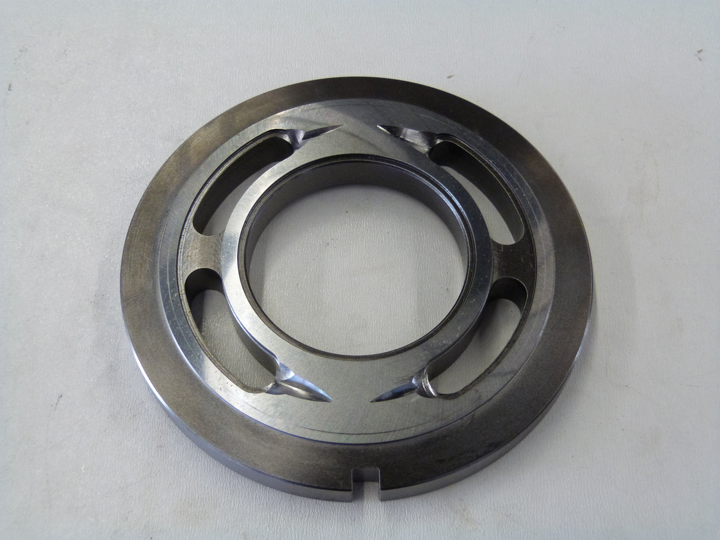 Image 1 of PORTPLATE RH