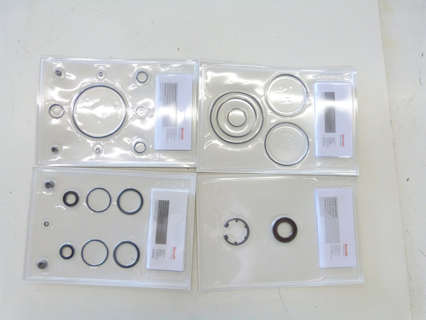 Image 1 of SEAL KIT COMPLETE