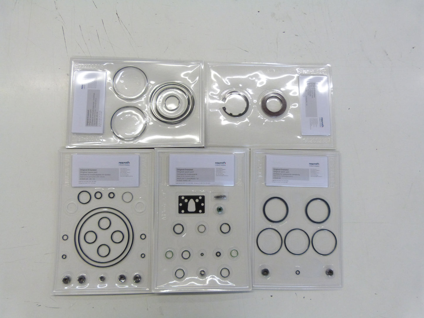 Image 1 of SEAL KIT COMPLETE