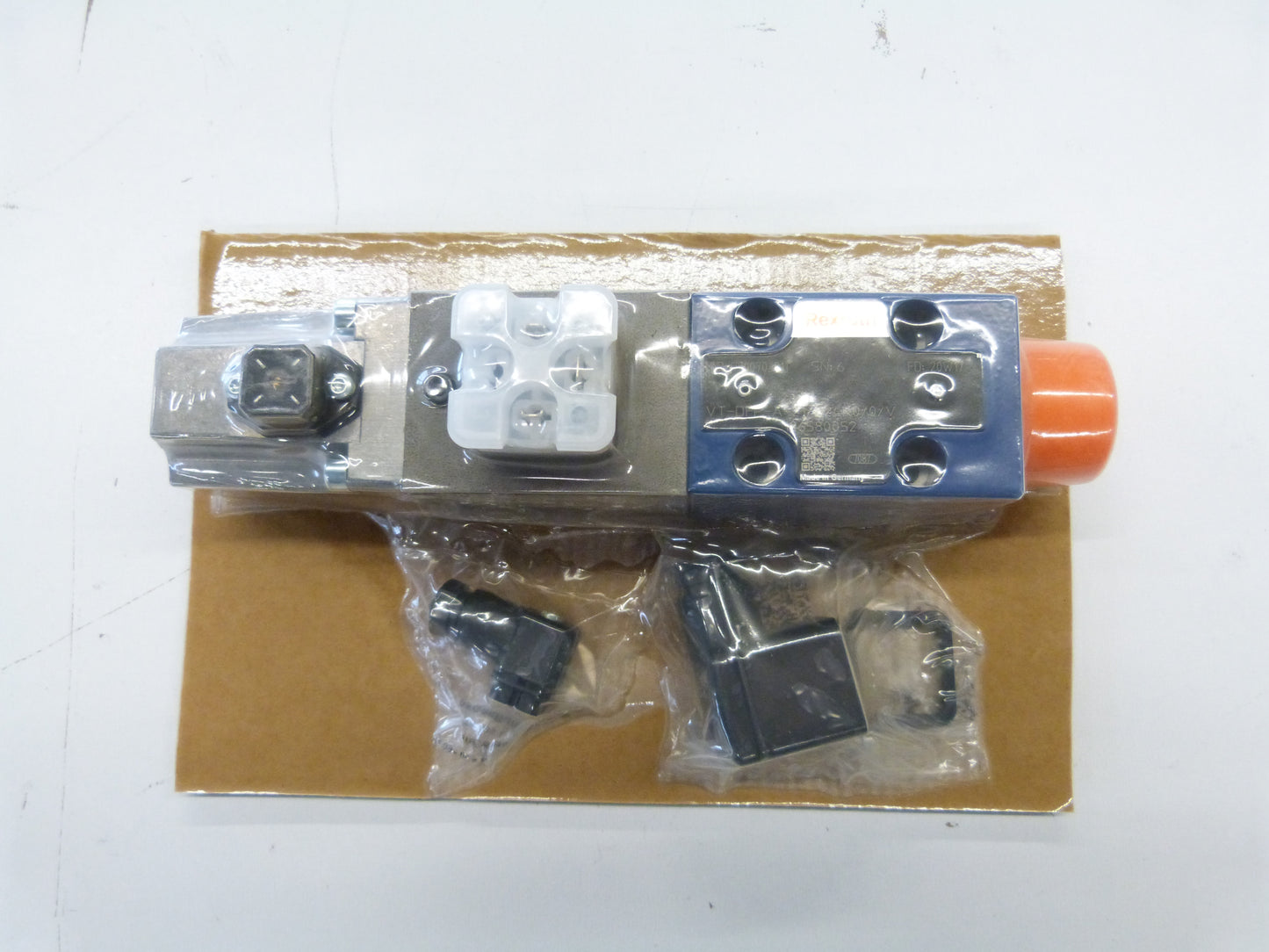 Image 1 of VT-DFP-A-2X-G24Z4-0-V