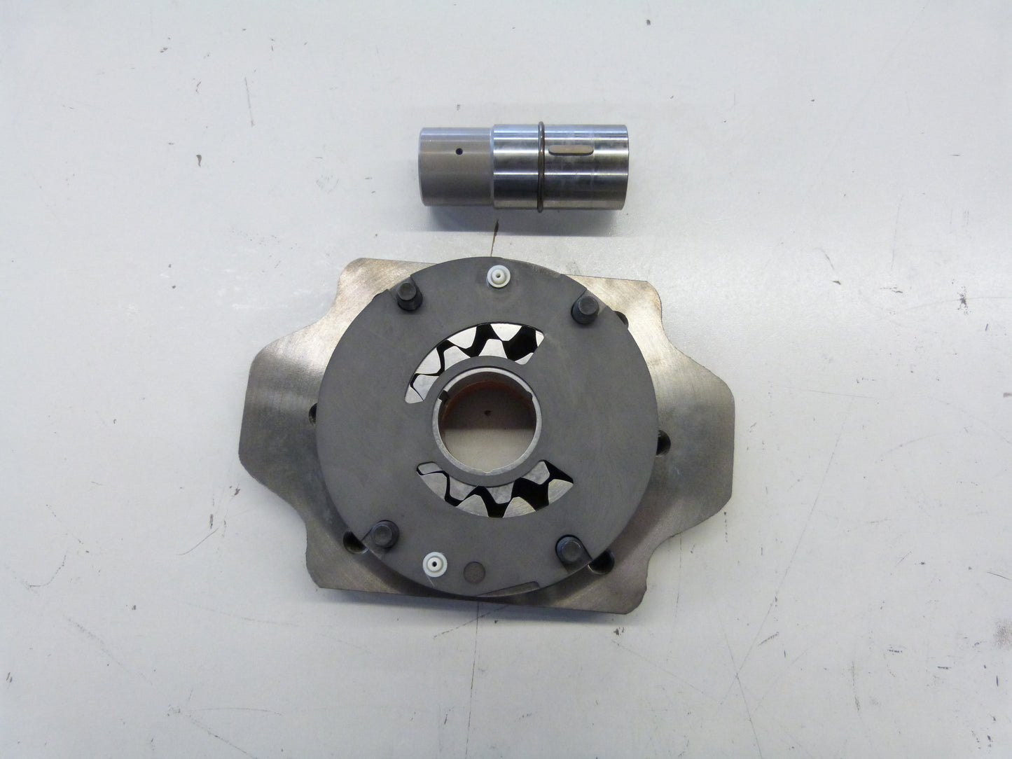 Image 1 of INNENZAHNRADPUMPE SAE-B.1 1/4