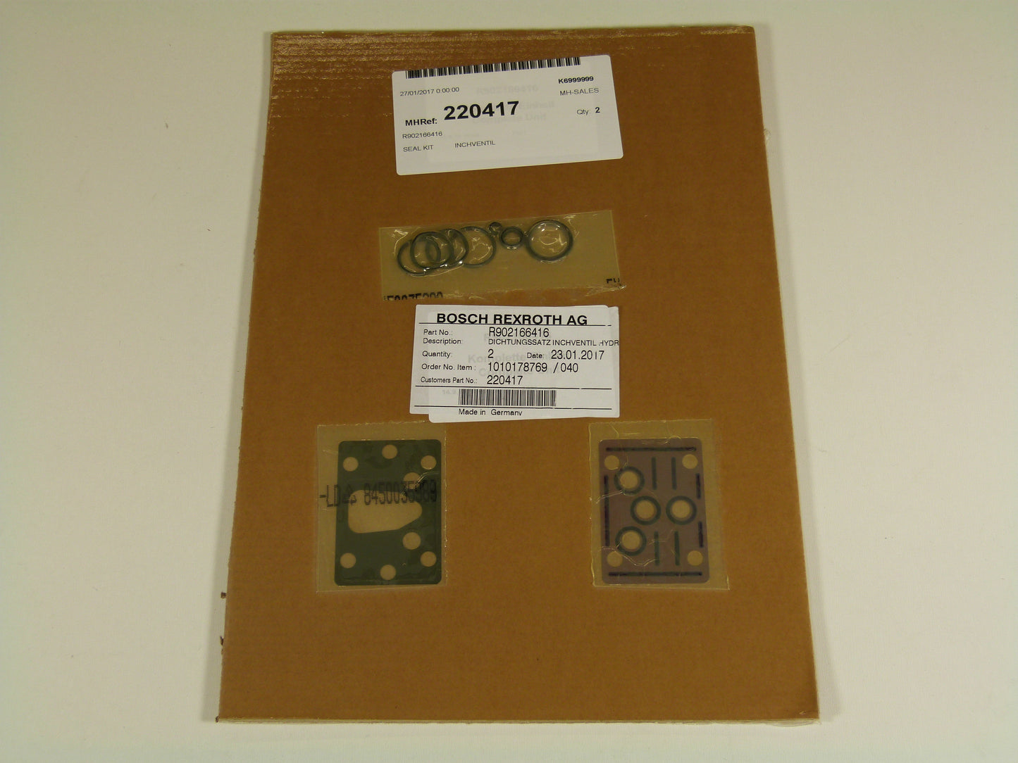 Image 1 of SEAL SET