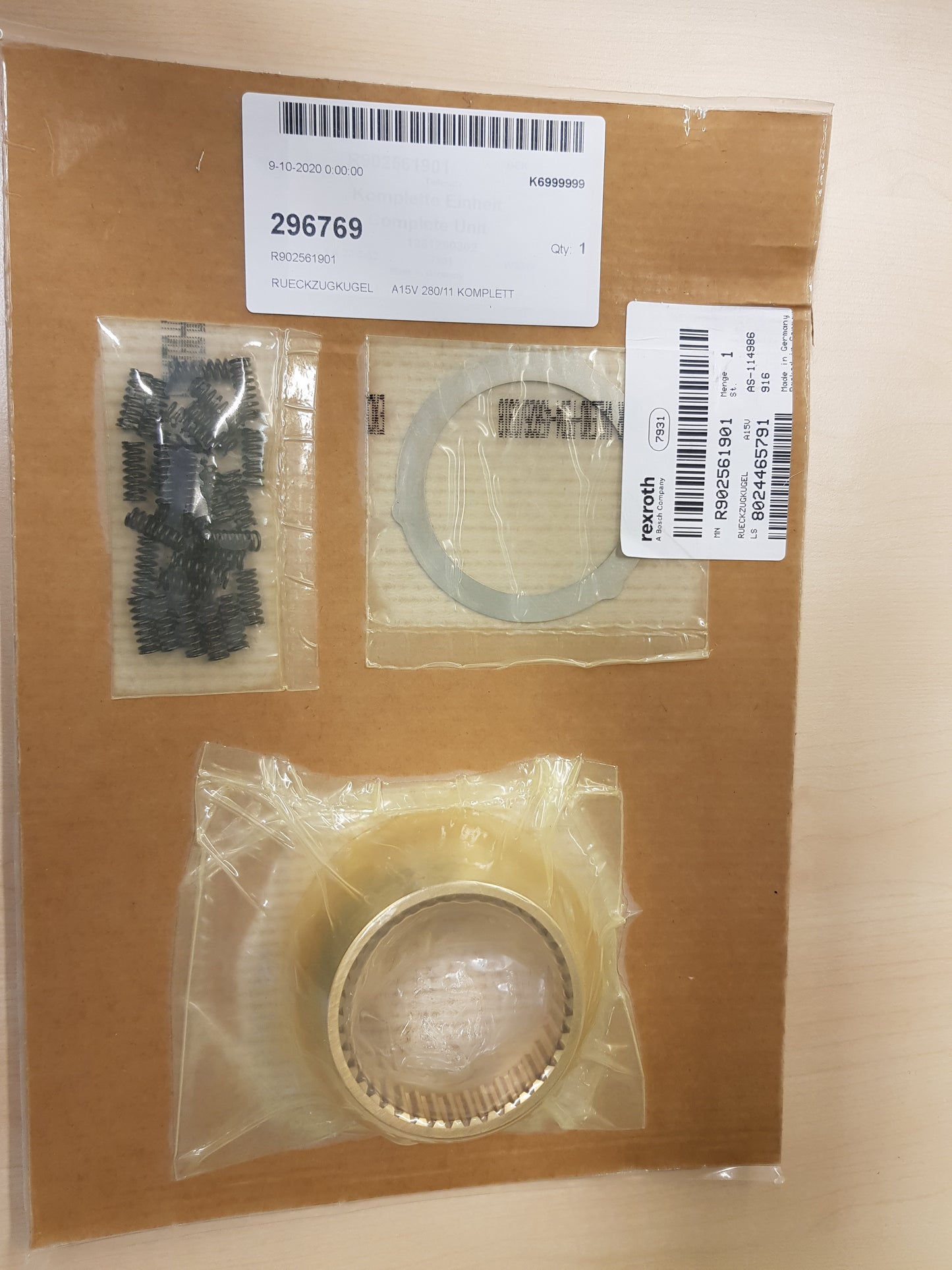 Image 1 of RUECKZUGKUGEL A15V 280/11 KOMPLETT