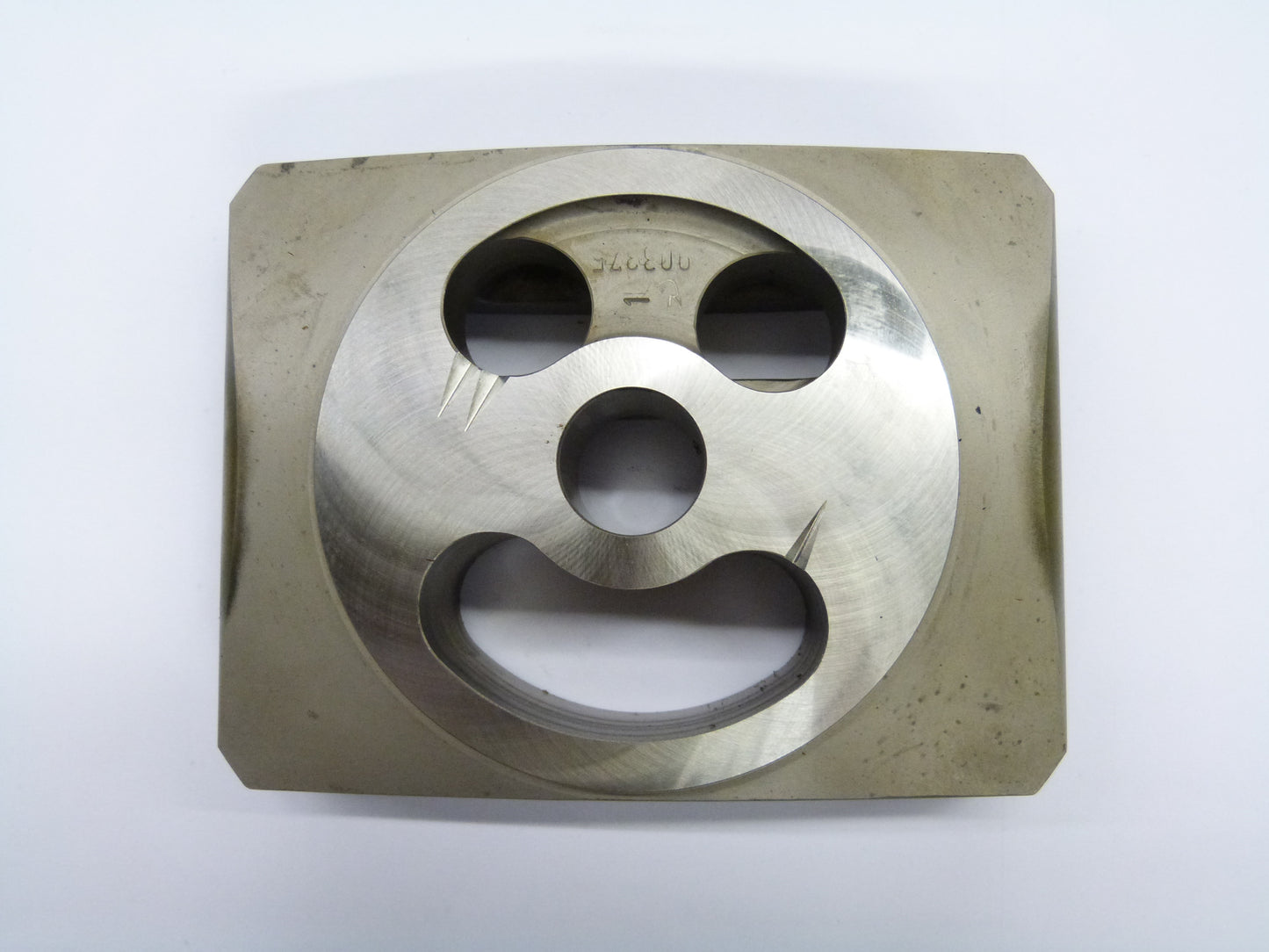 Image 1 of PORT PLATE RH