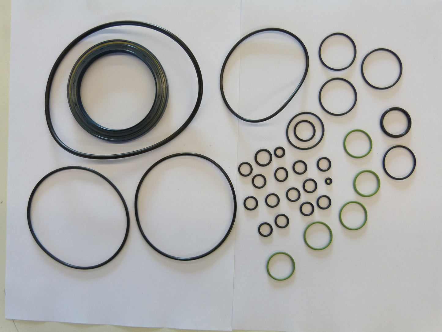 Image 1 of AFDICHTSET AA4VSO 250 LR2N/10R-PKD63NOO