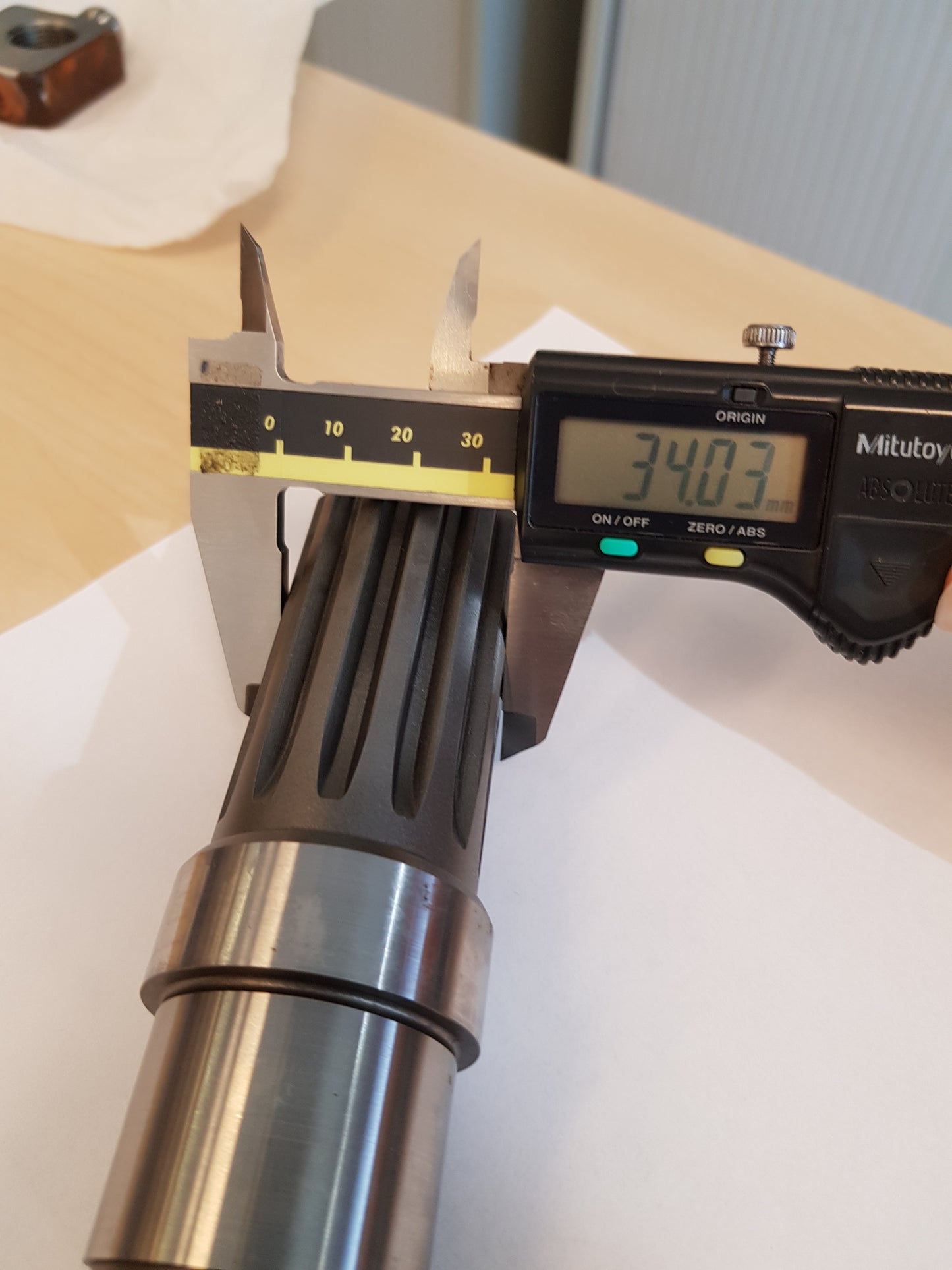 Image 9 of DRIVE SHAFT (FRONT)