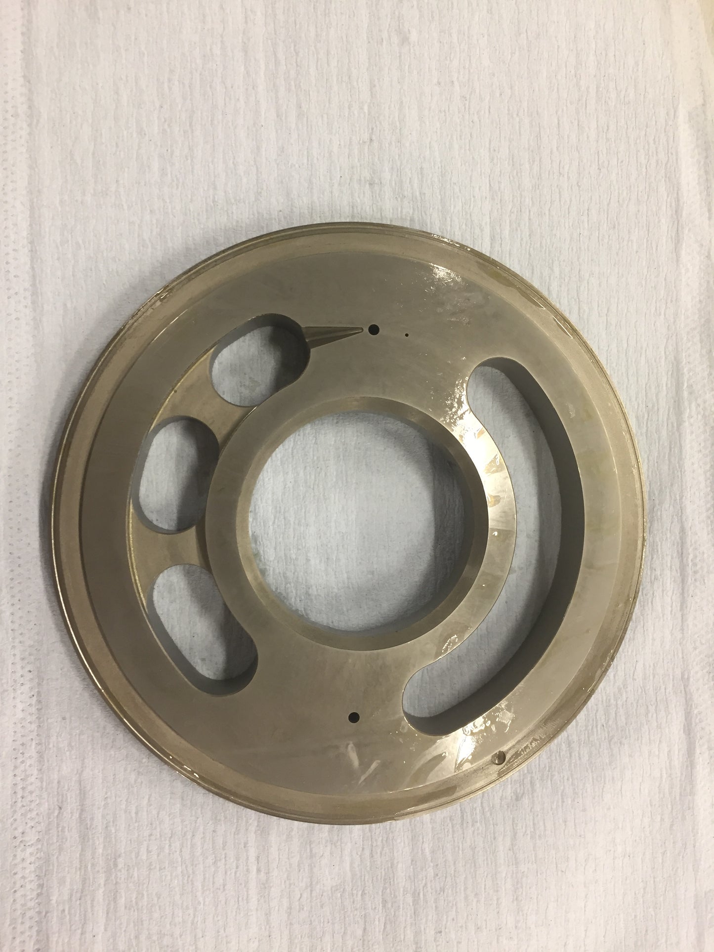 Image 2 of BARREL WITH PORTPLATE LH (LAP)