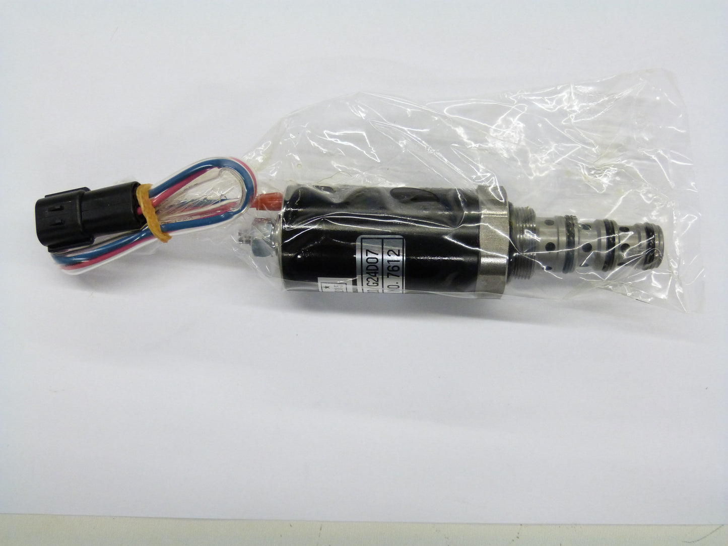 Image 1 of SOL. DIRECTIONAL VALVE KWE5K-20/G24D07-T