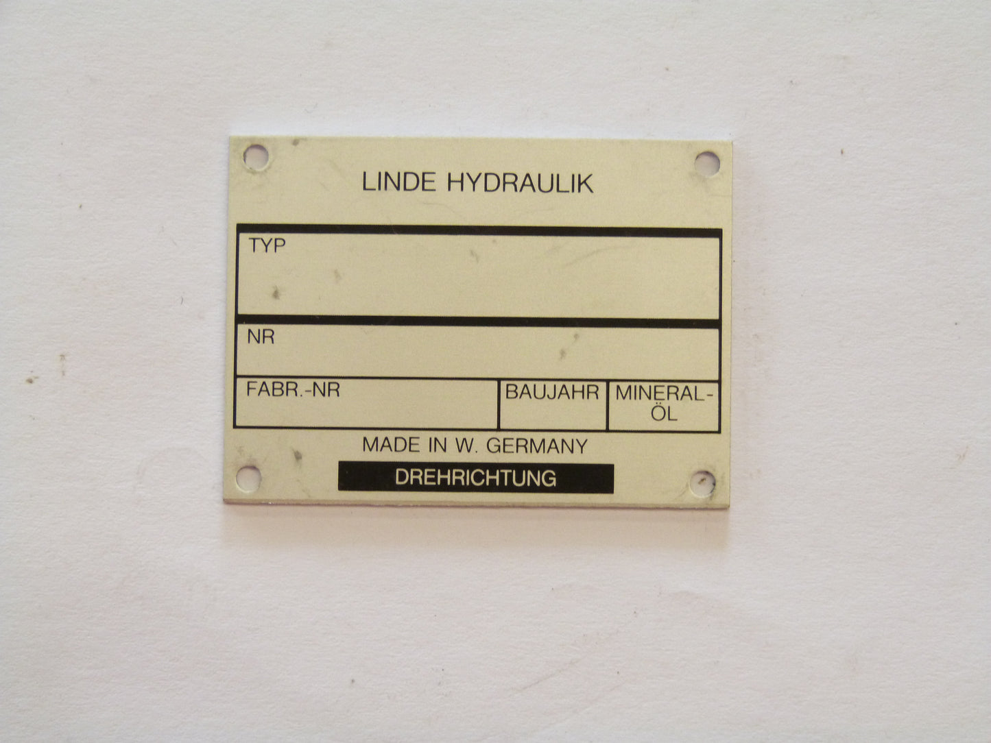 Image 1 of TYPEPLAATJE NIET ORIGINEEL LINDE