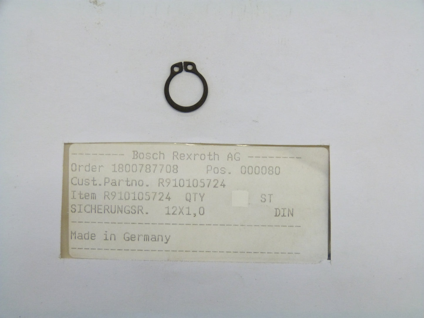 Image 1 of RETAINING RING