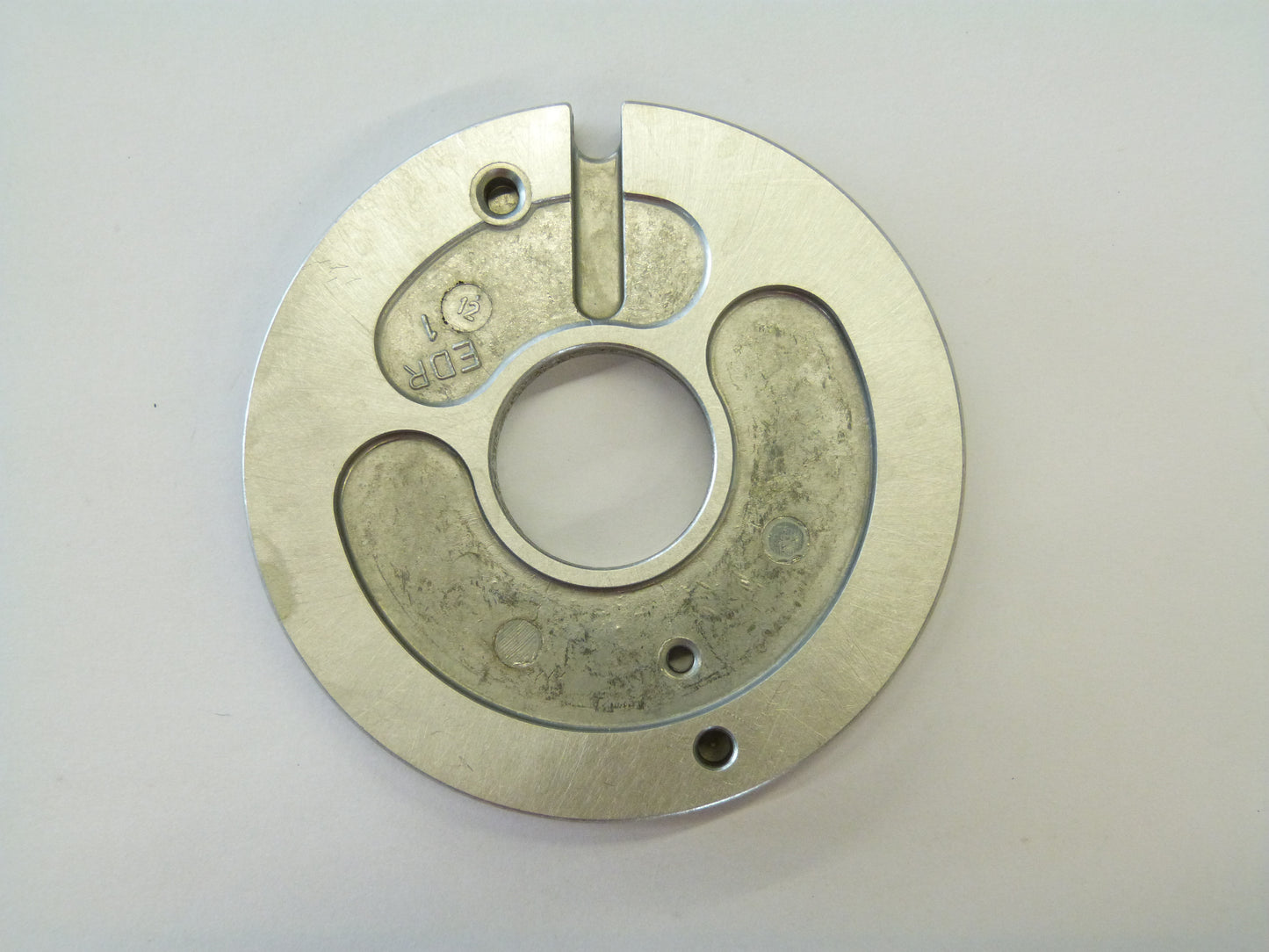 Image 1 of WEAR PLATE PV7 16/10