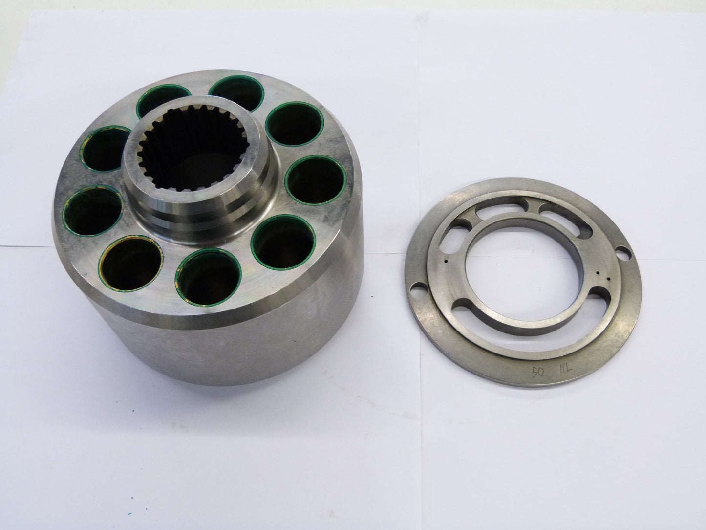 Image 1 of CYLINDERBLOK + SPIEGEL R 2553240207