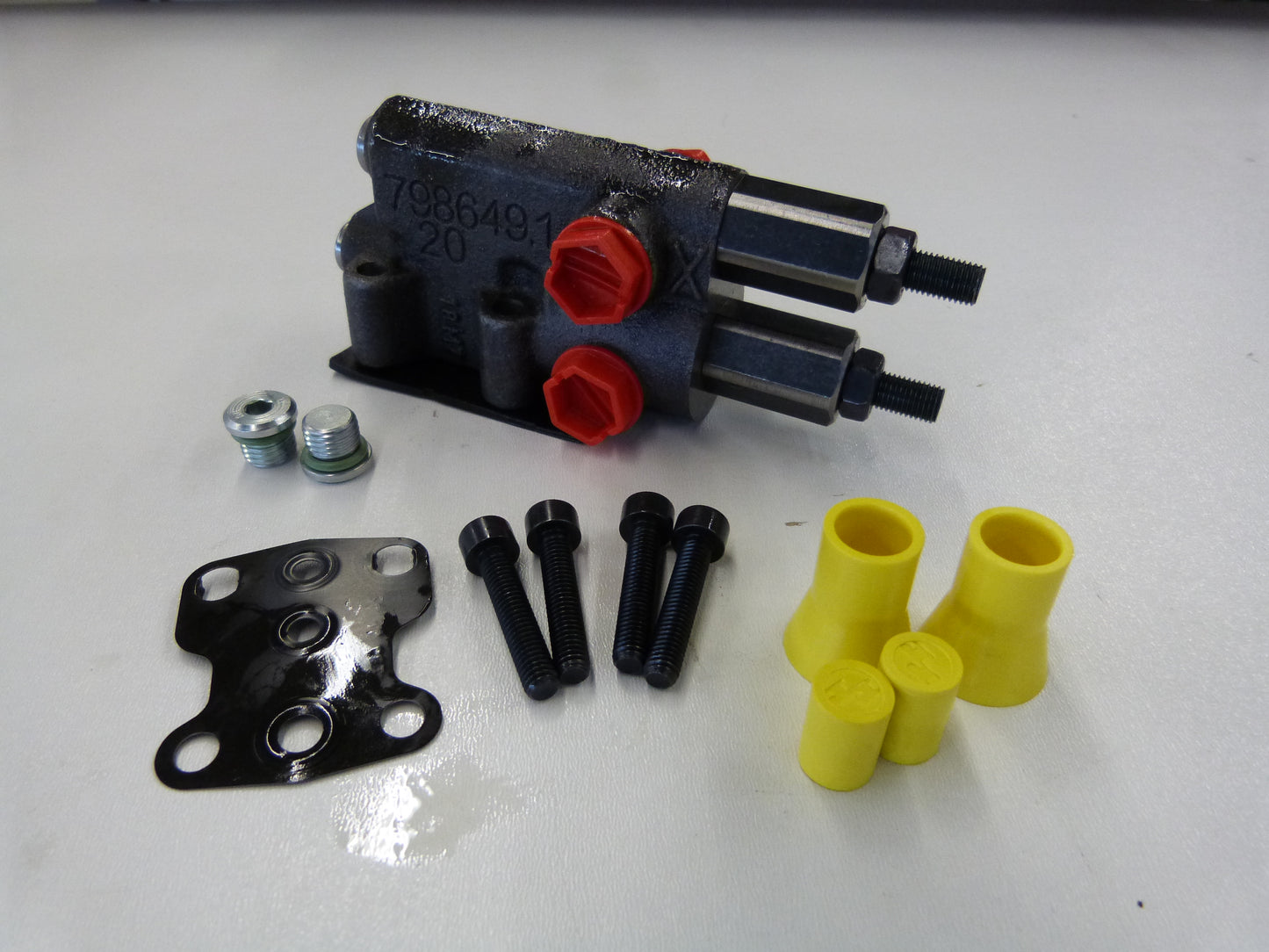 Image 1 of CONTROL VALVE BA10VDRSC-S2276&