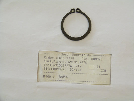 Image 1 of RETAINING RING