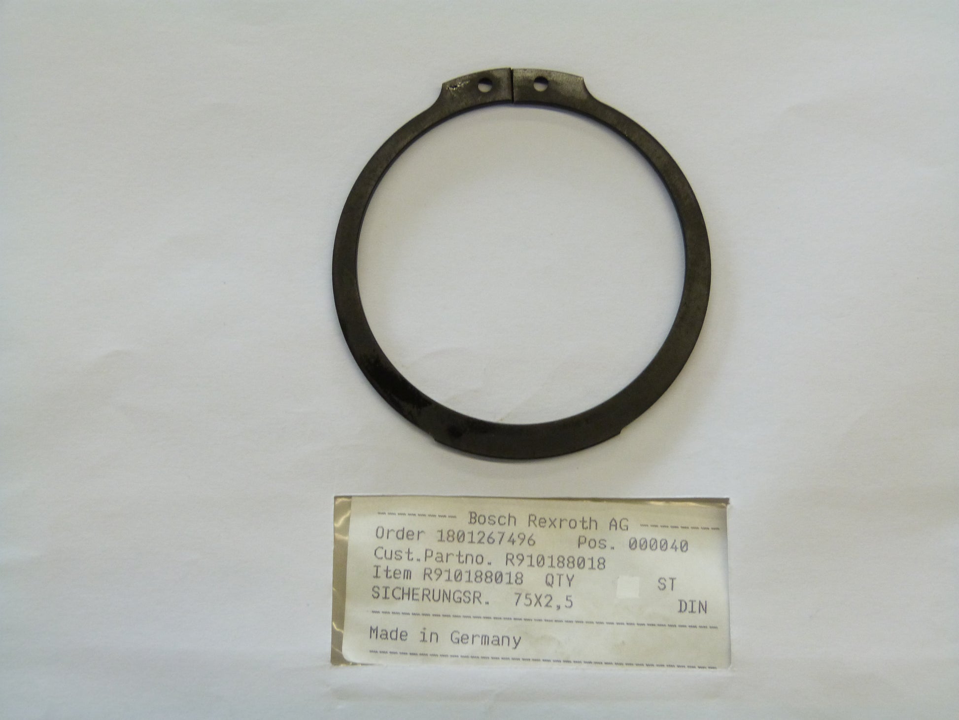 Image 1 of RETAINING RING