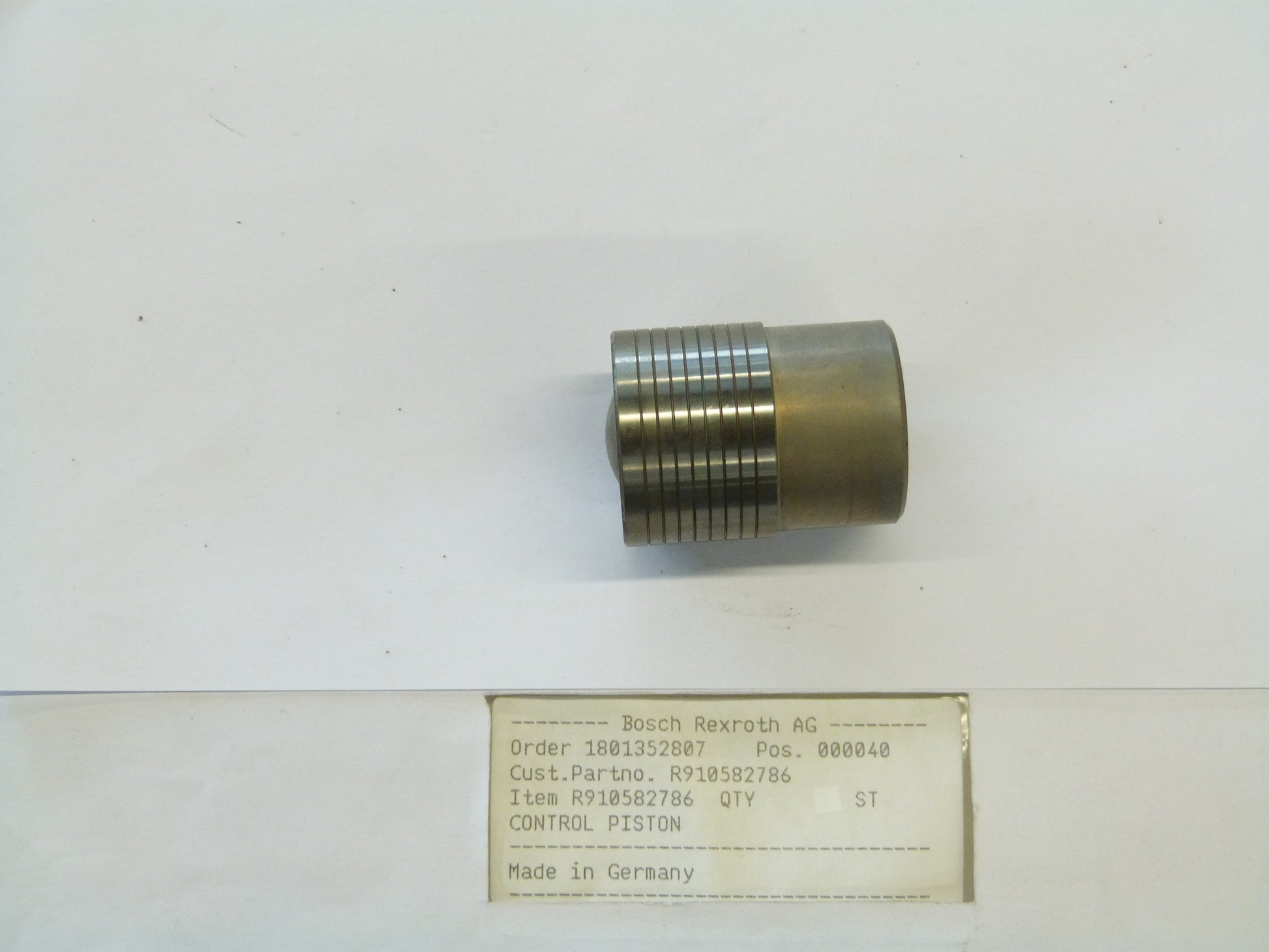 Image 1 of CONTROL PISTON