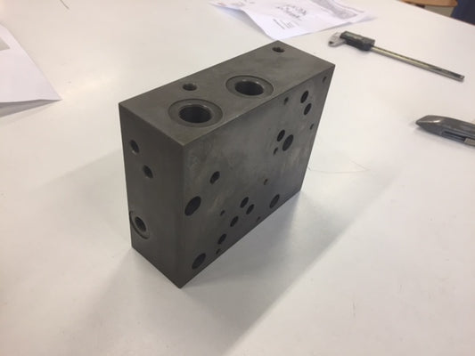 Image 1 of CONTROL VALVE BASE PLATE 2x NG10