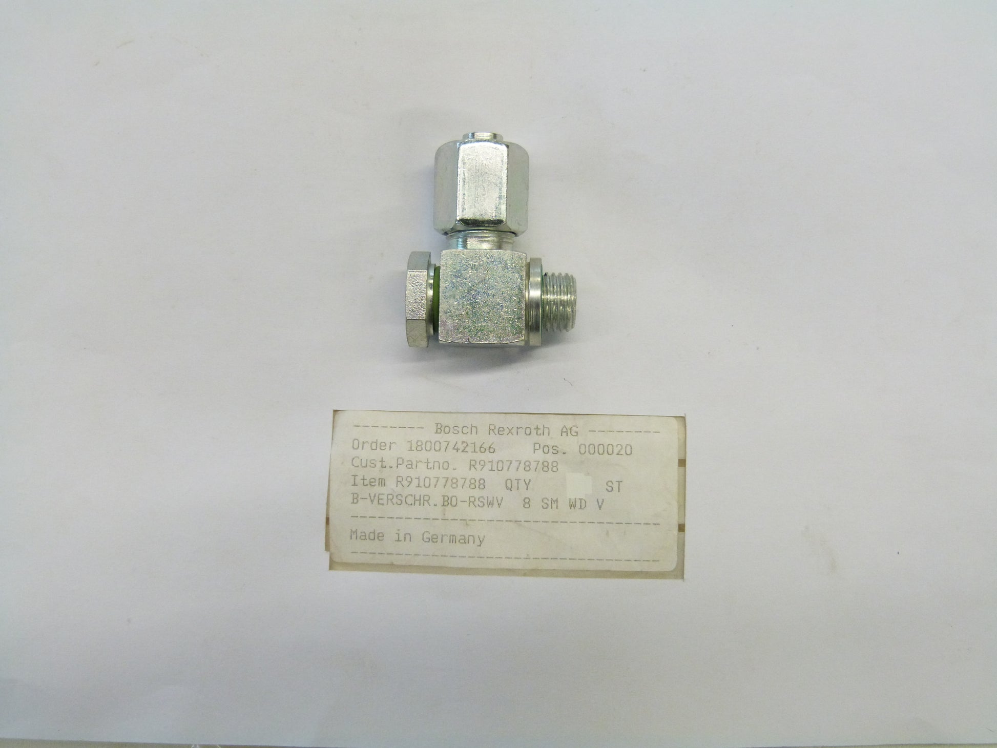 Image 1 of FITTING