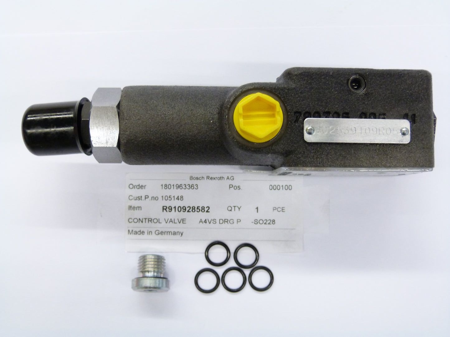 Image 1 of STEERING VALVE A4VS DRG P -SO228