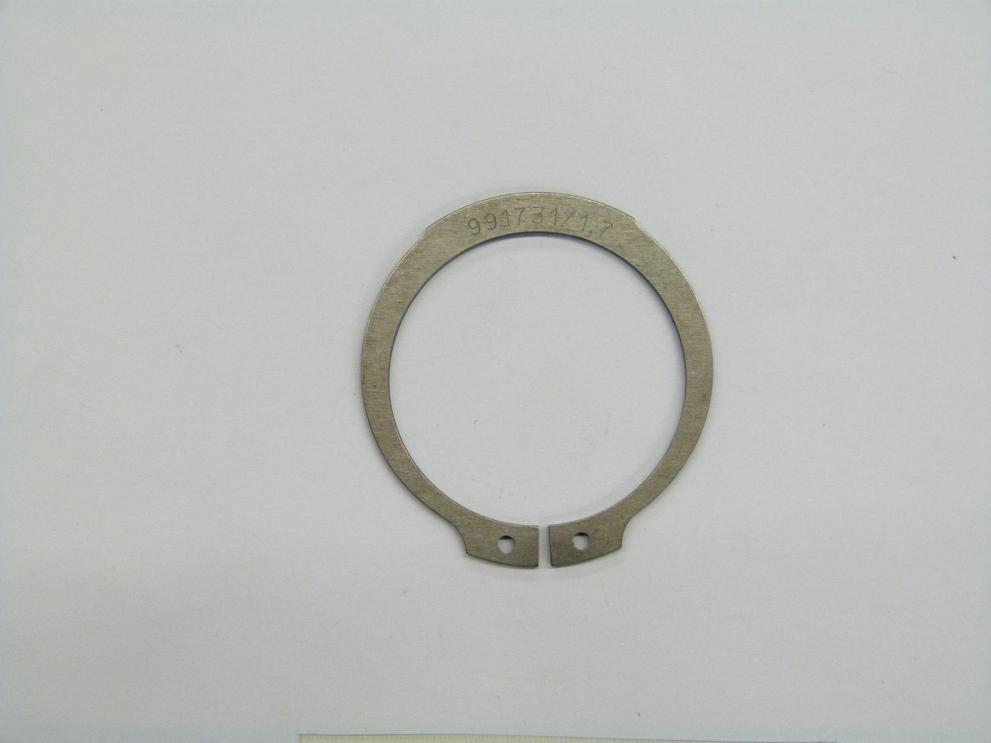 Image 1 of RETAINING RING