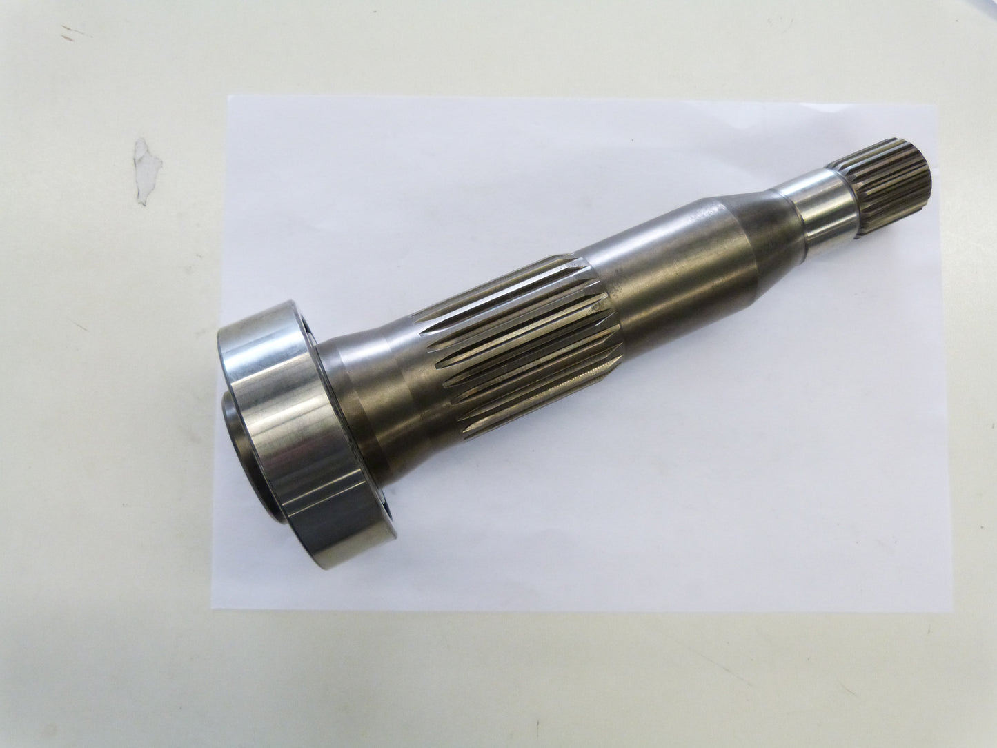 Image 1 of 9073928 - REAR DRIVE SHAFT P2 LPVD125