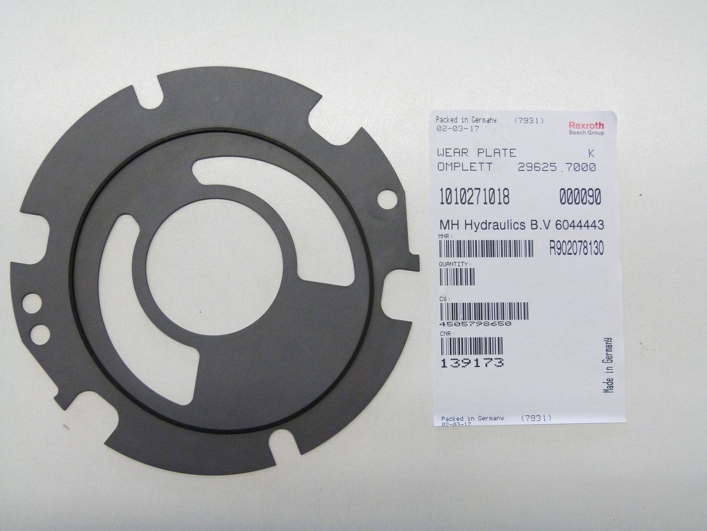 Image 1 of WEAR PLATE COMPLETE
