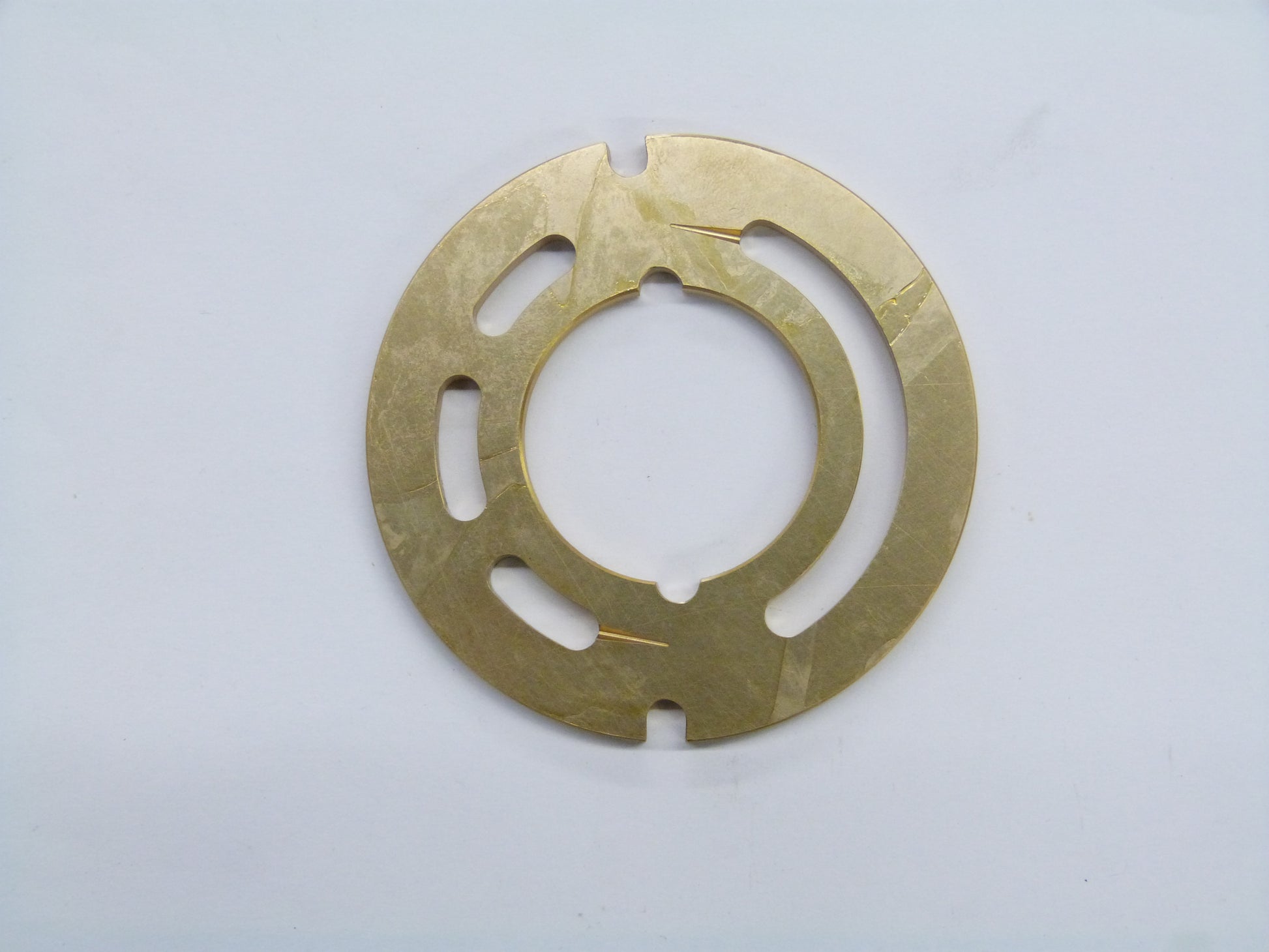 Image 1 of VALVE PLATE RH