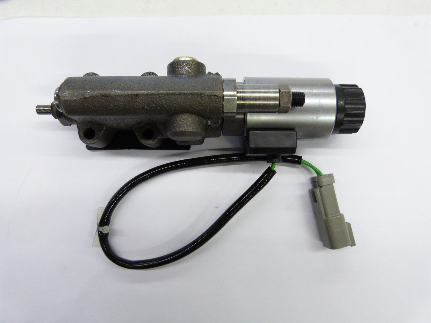 Image 1 of CONTROL VALVE