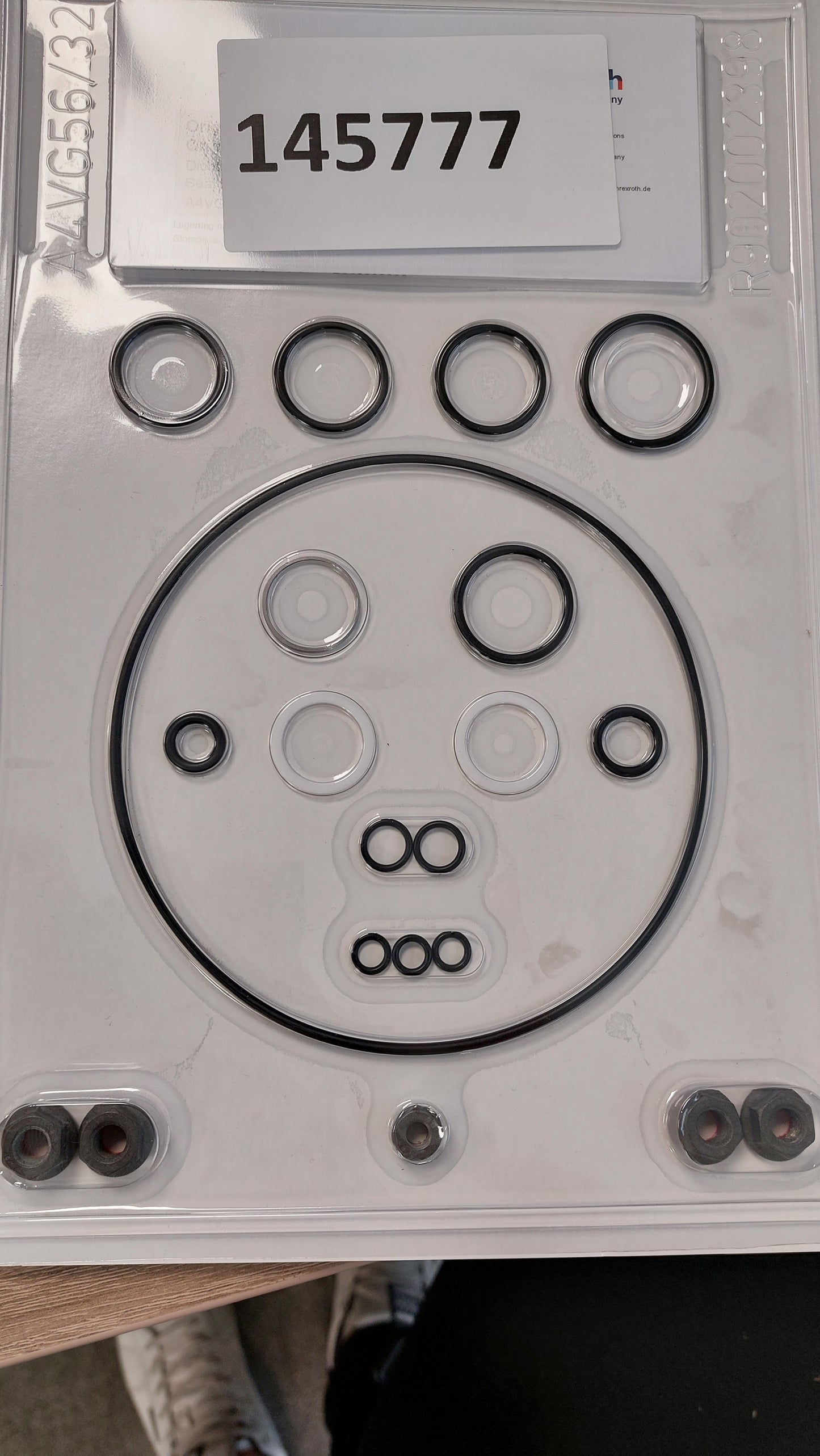Image 1 of SEAL KIT PORT PLATE WITH VALVES