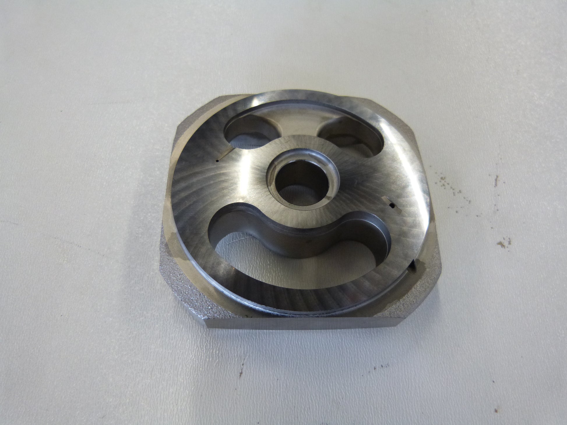 Image 1 of PORTPLATE RH