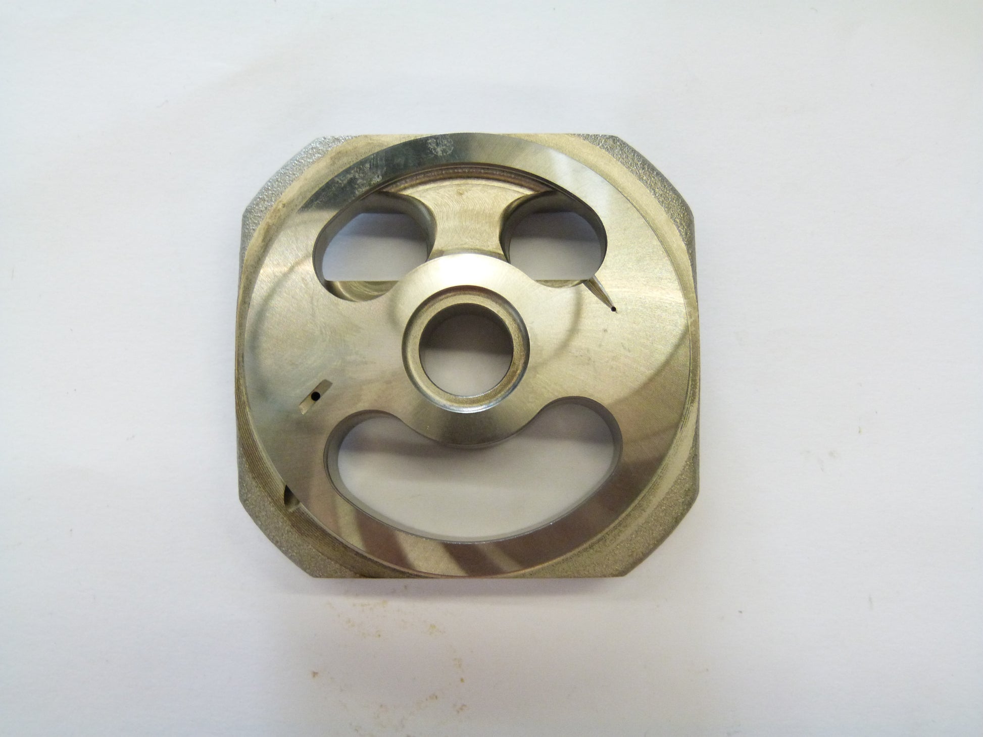 Image 1 of PORTPLATE LH