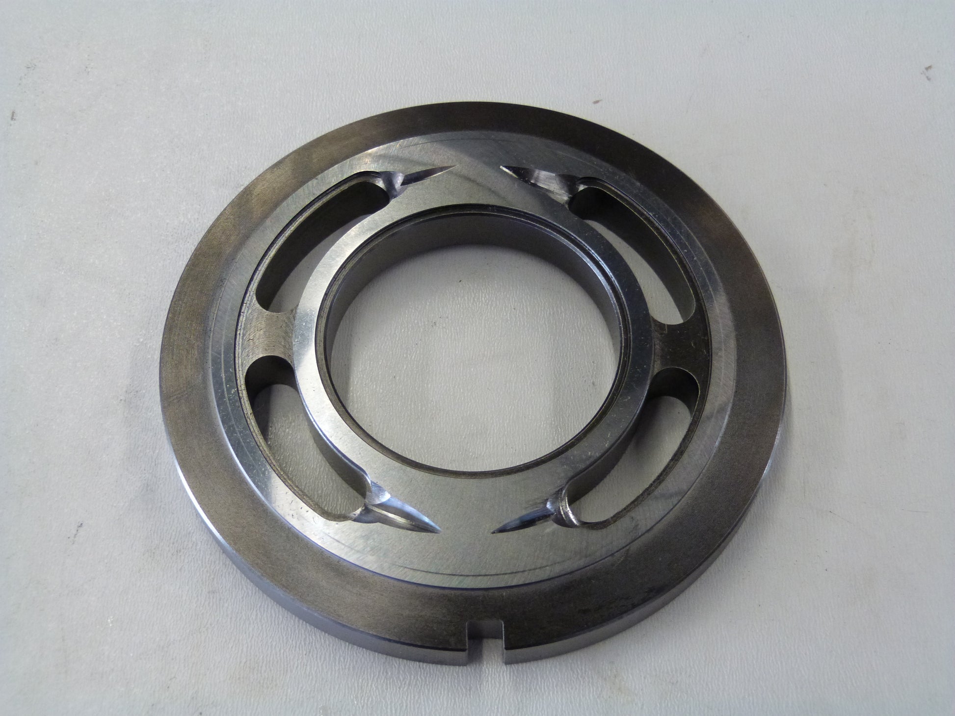 Image 1 of PORTPLATE RH