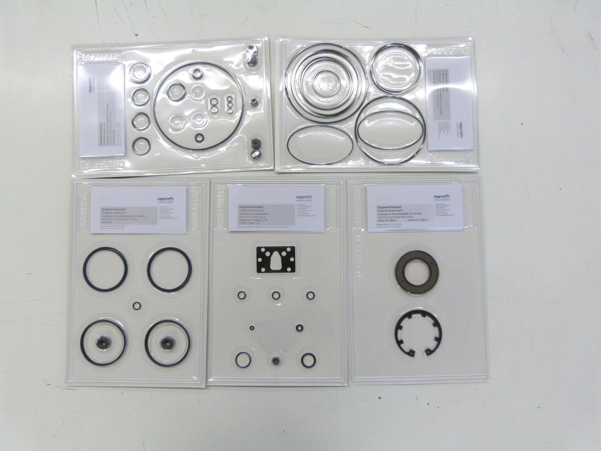 Image 1 of SEAL KIT COMPLETE