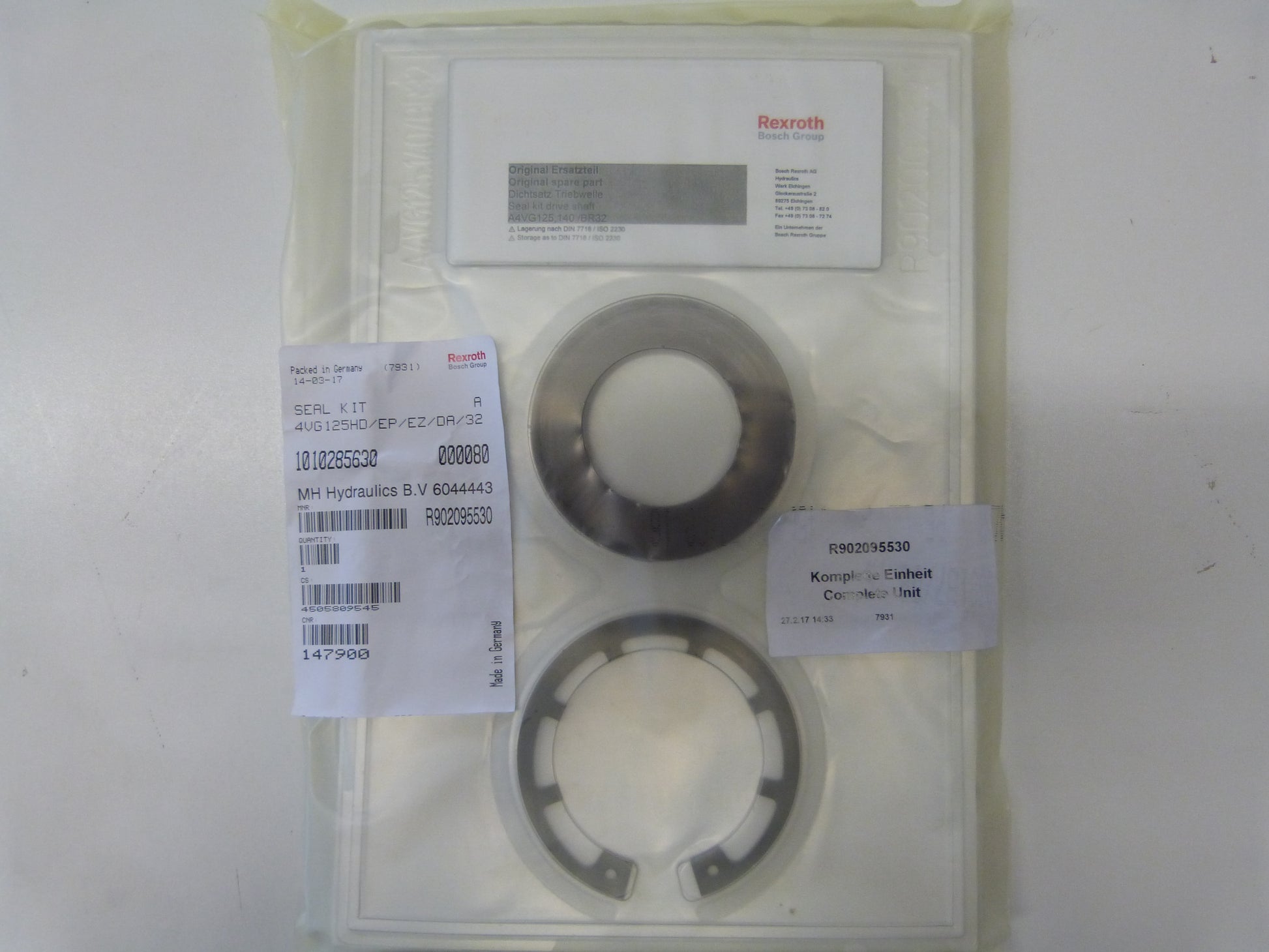 Image 1 of SEAL KIT,COMPLETE (REPLACED R987053882)