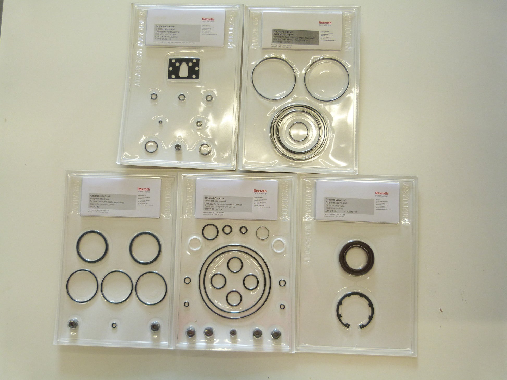 Image 1 of SEAL KIT COMPLETE
