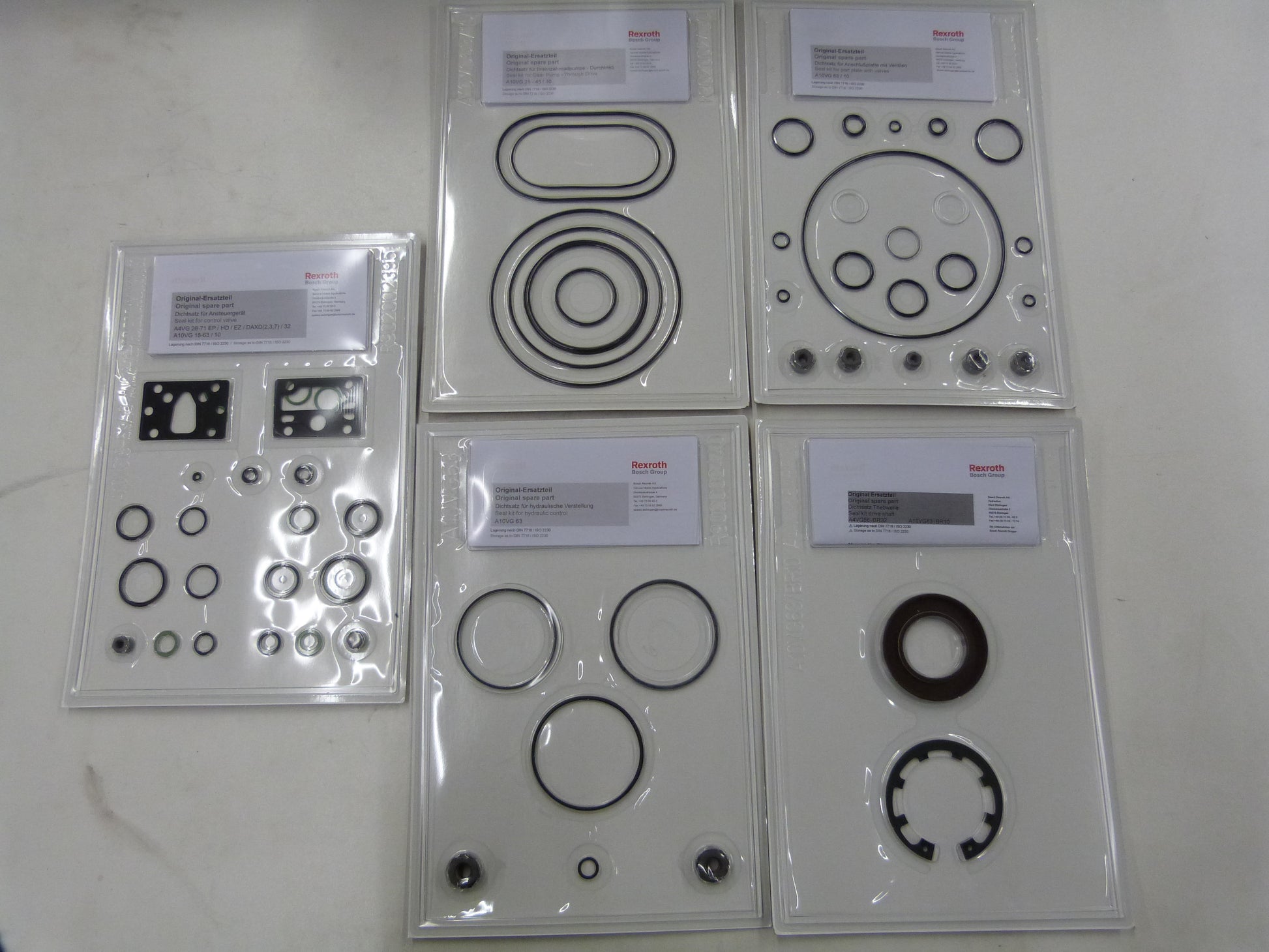 Image 1 of SEAL KIT COMPLETE