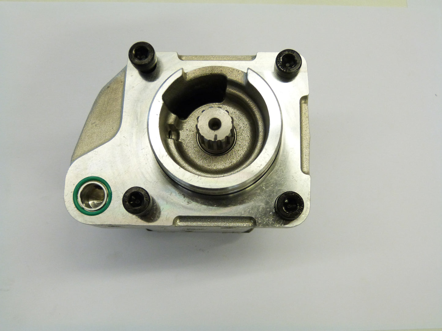 Image 1 of GEAR PUMP