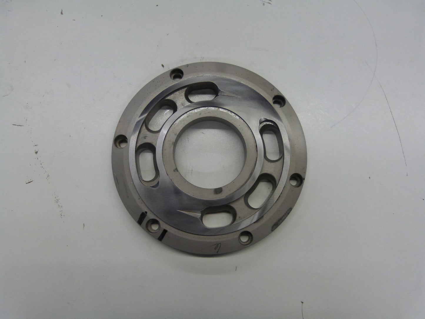 Image 1 of CONTROL PLATE LH