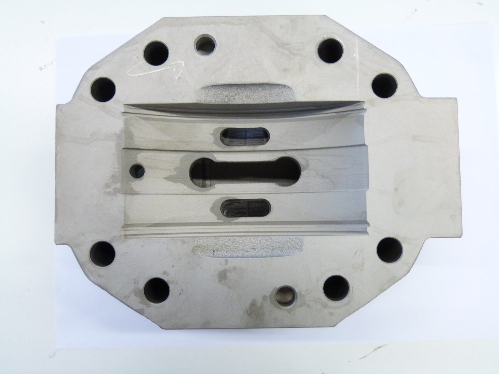 Image 1 of PORT PLATE