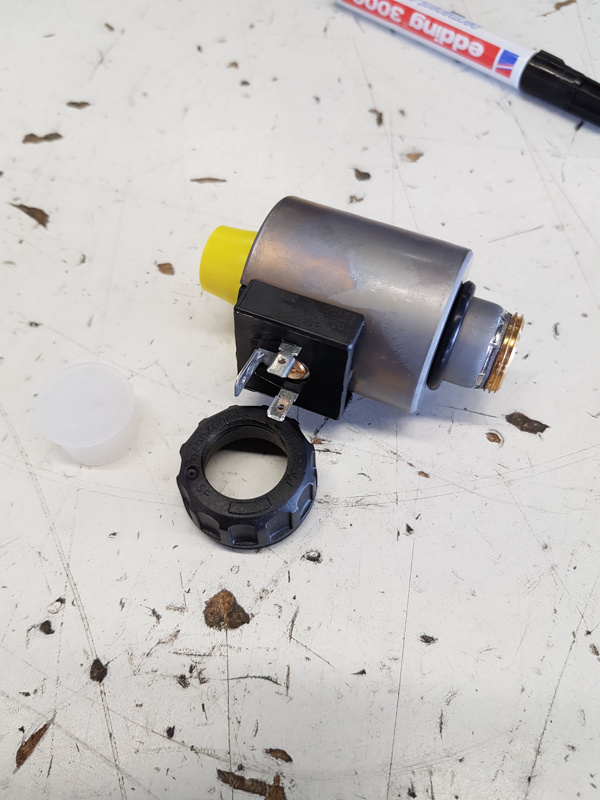 Image 3 of SWITCHING SOLENOID GR45R028870-12V