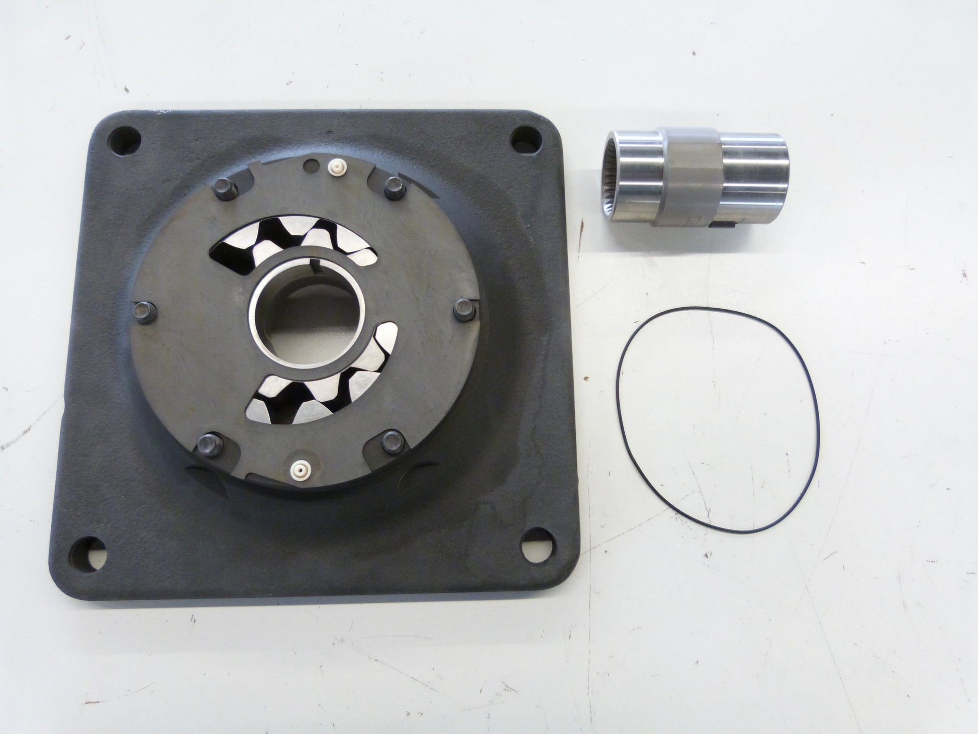 Image 1 of CHARGE PUMP