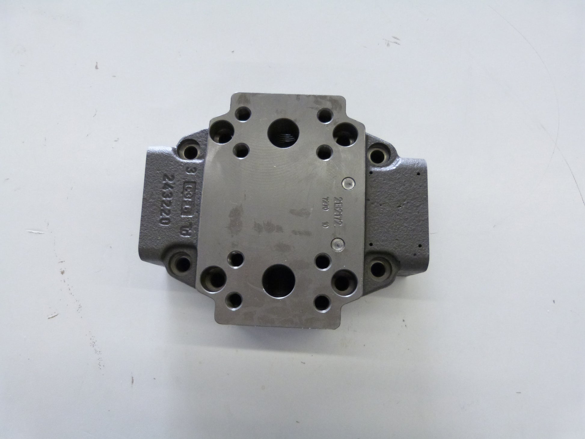 Image 1 of PORT PLATE