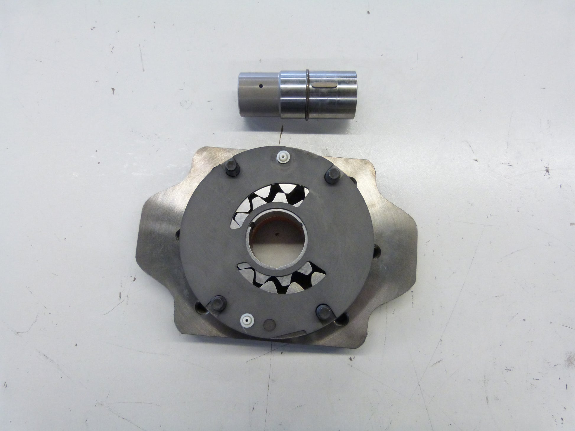 Image 1 of INNENZAHNRADPUMPE  SAE-B.1 1/4