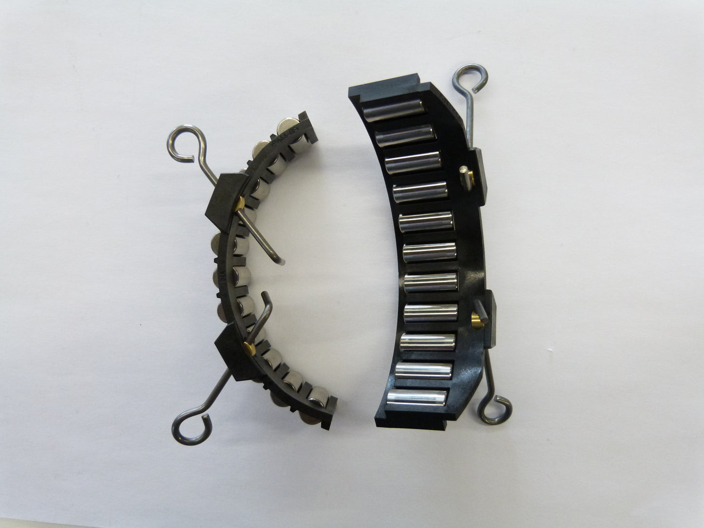 Image 2 of CAGE PAIR