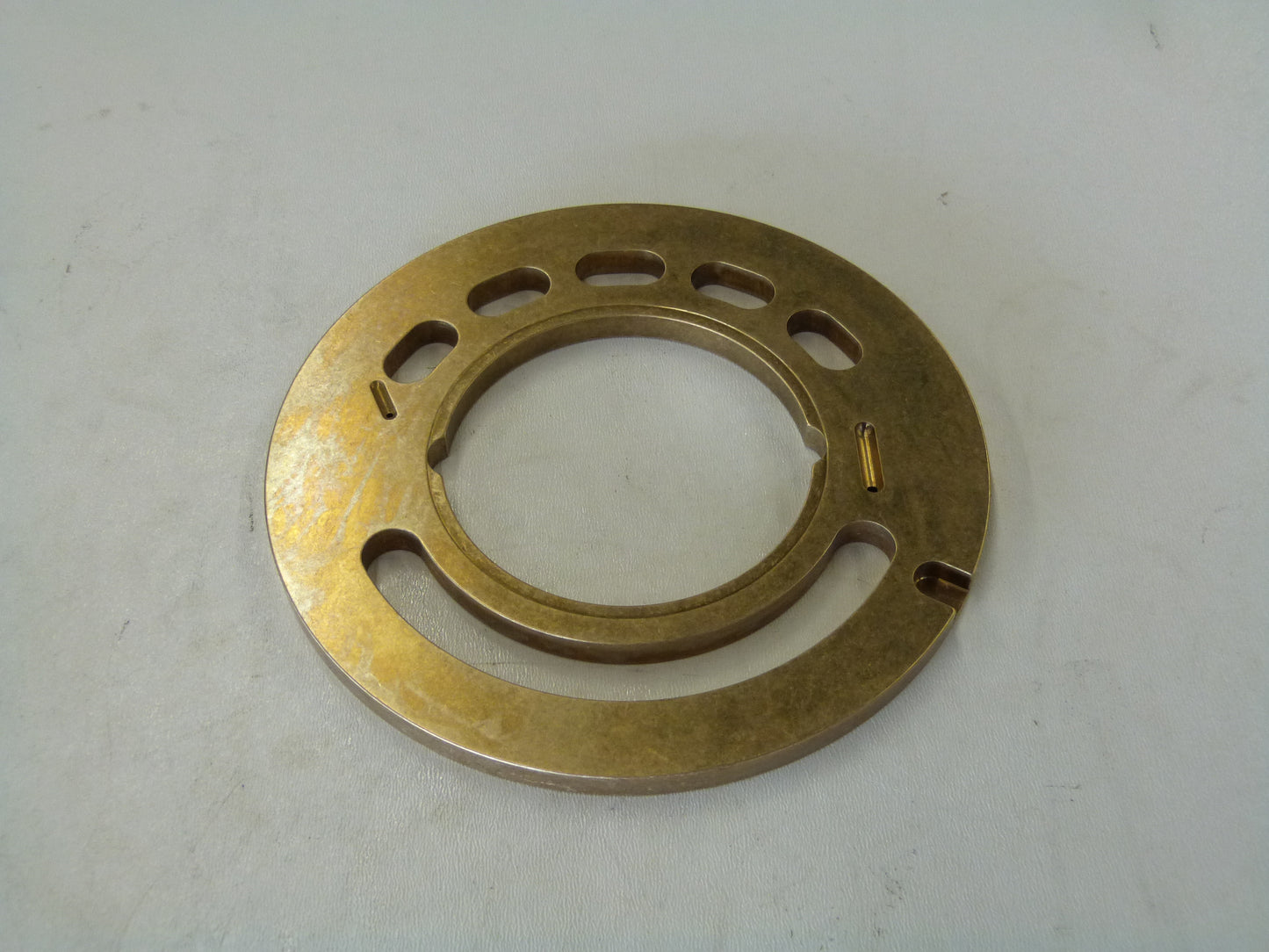 Image 1 of PORTPLATE LH
