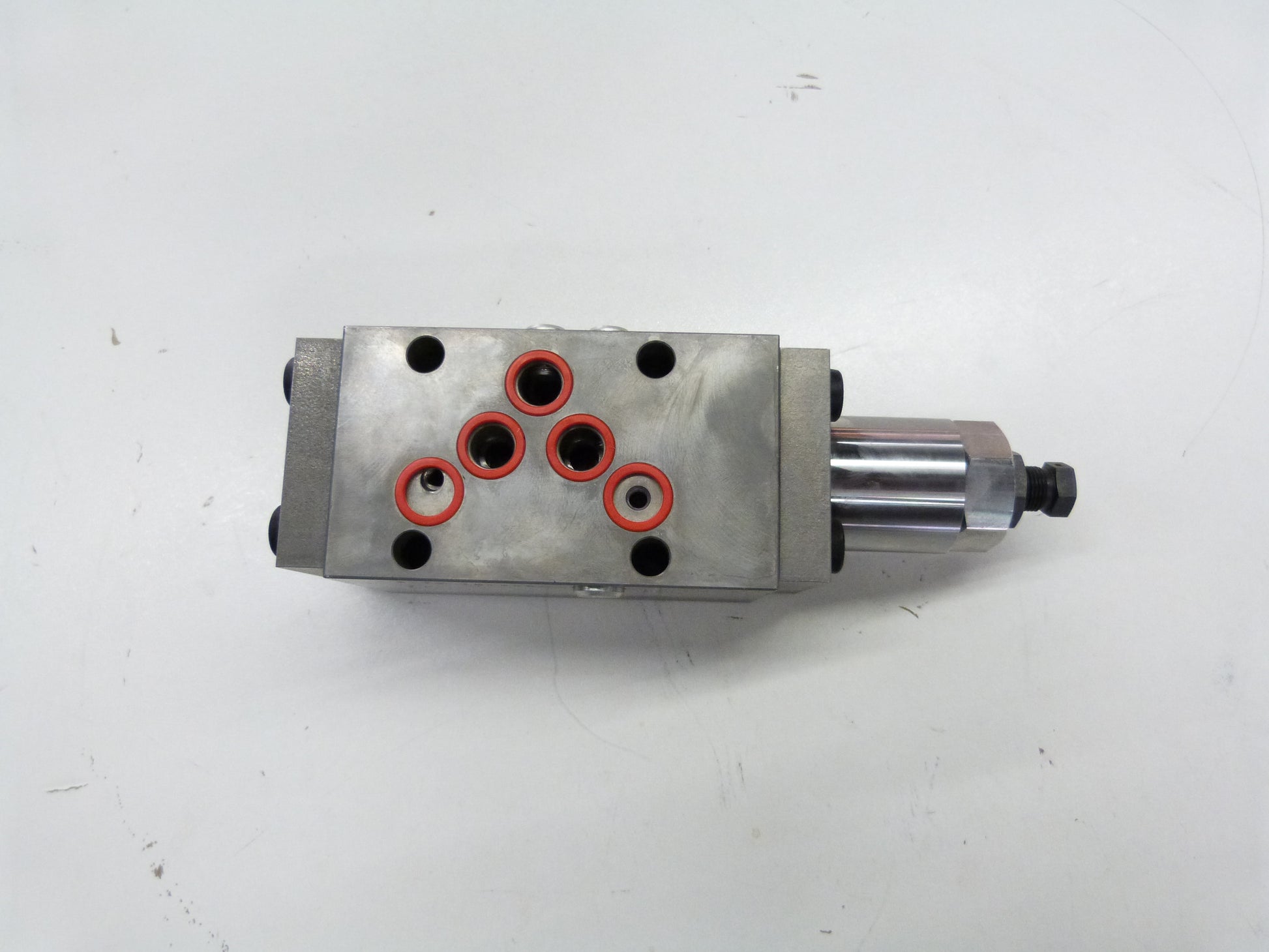 Image 1 of STEUERVENTIL       H/N NW10 F. LR2H/N/2&